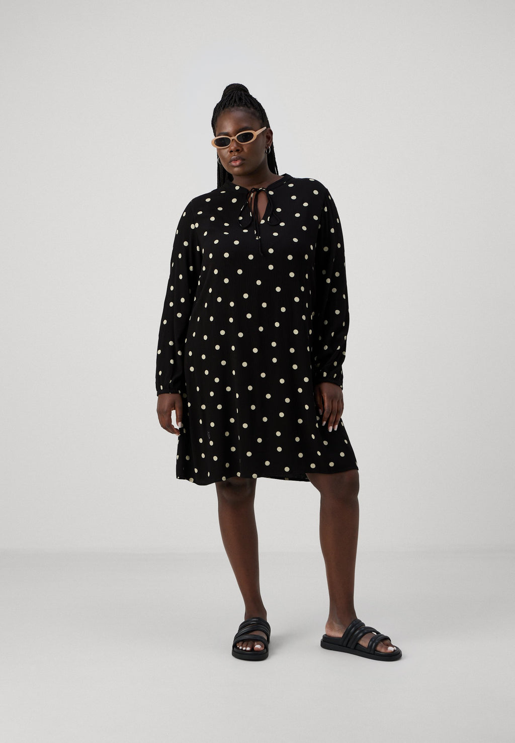 CARDIONA LIFE DRESS Media 2