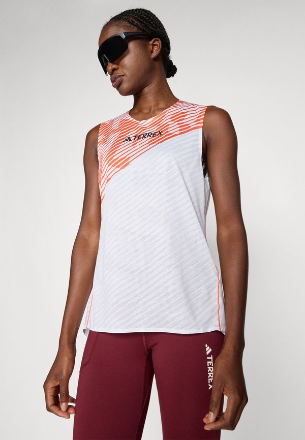 adidas Terrex PRO TANK