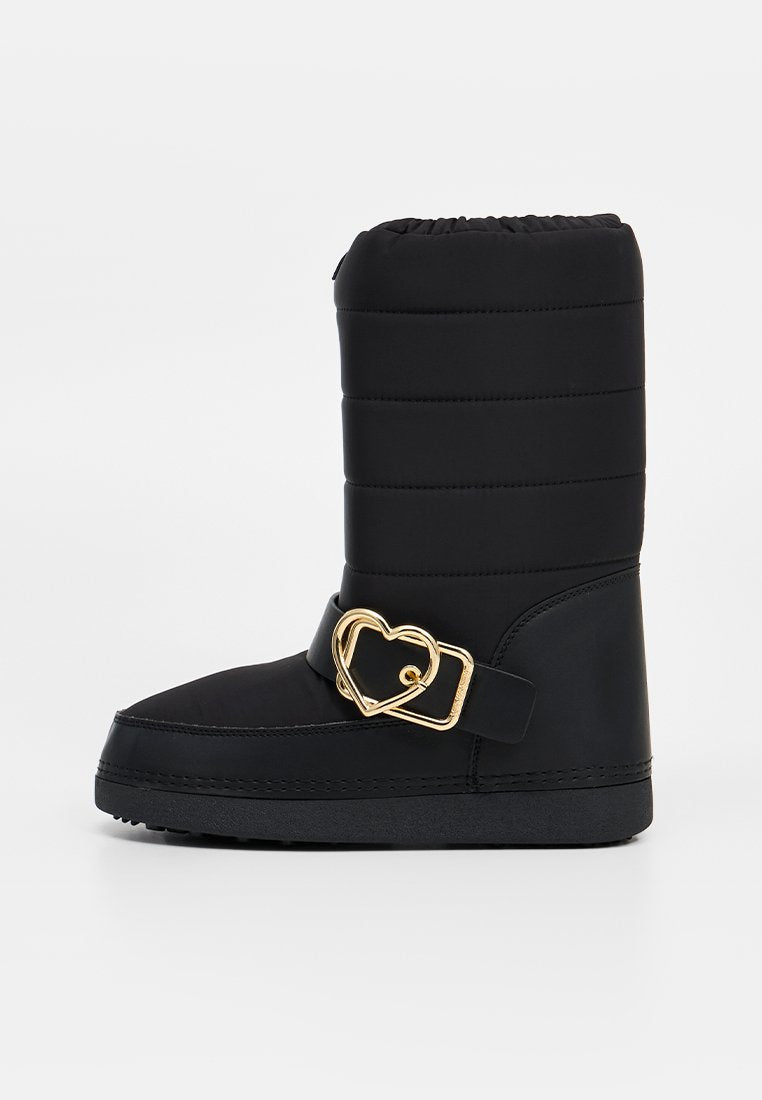 Love Moschino