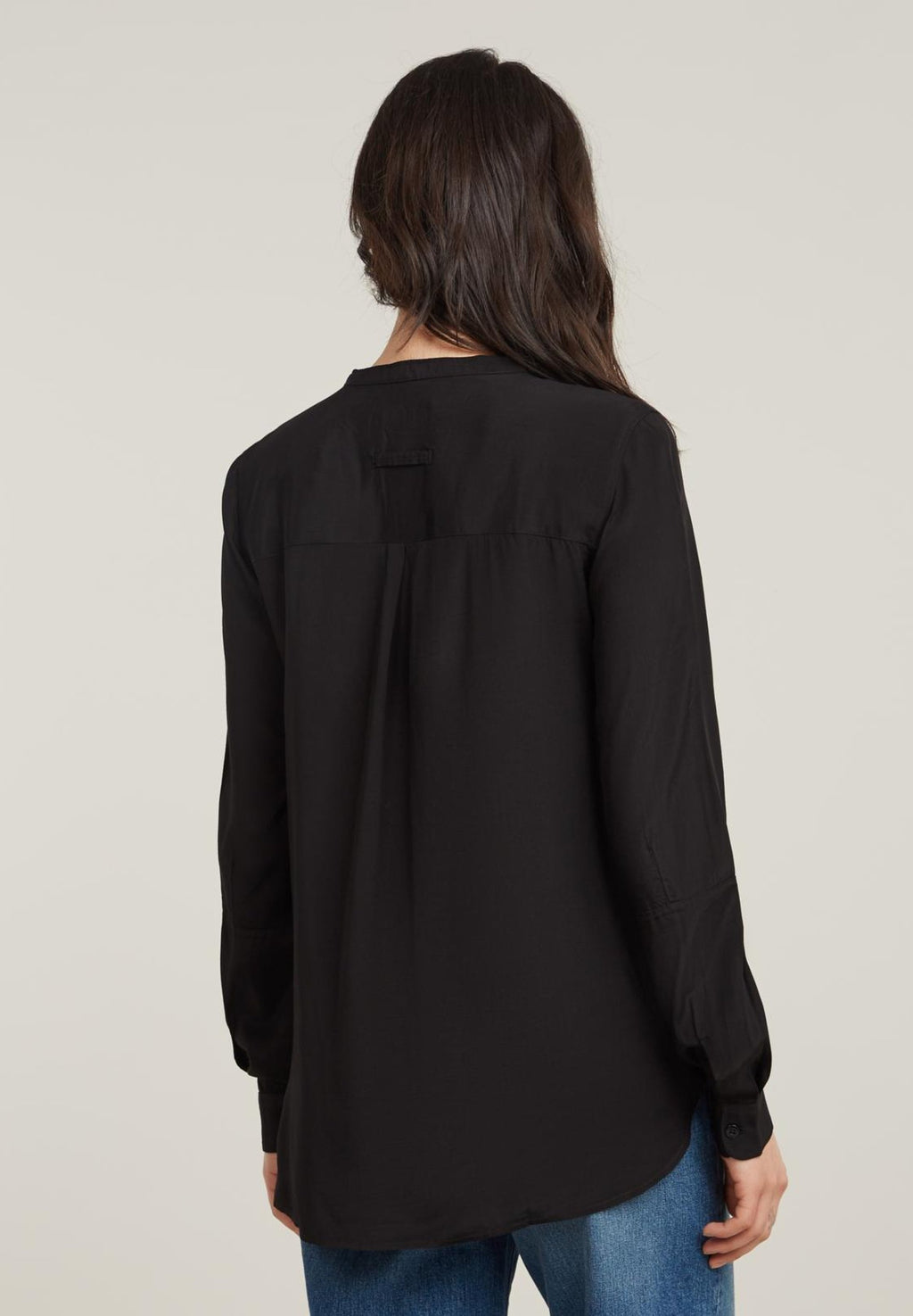 HALF PLACKET Media 4