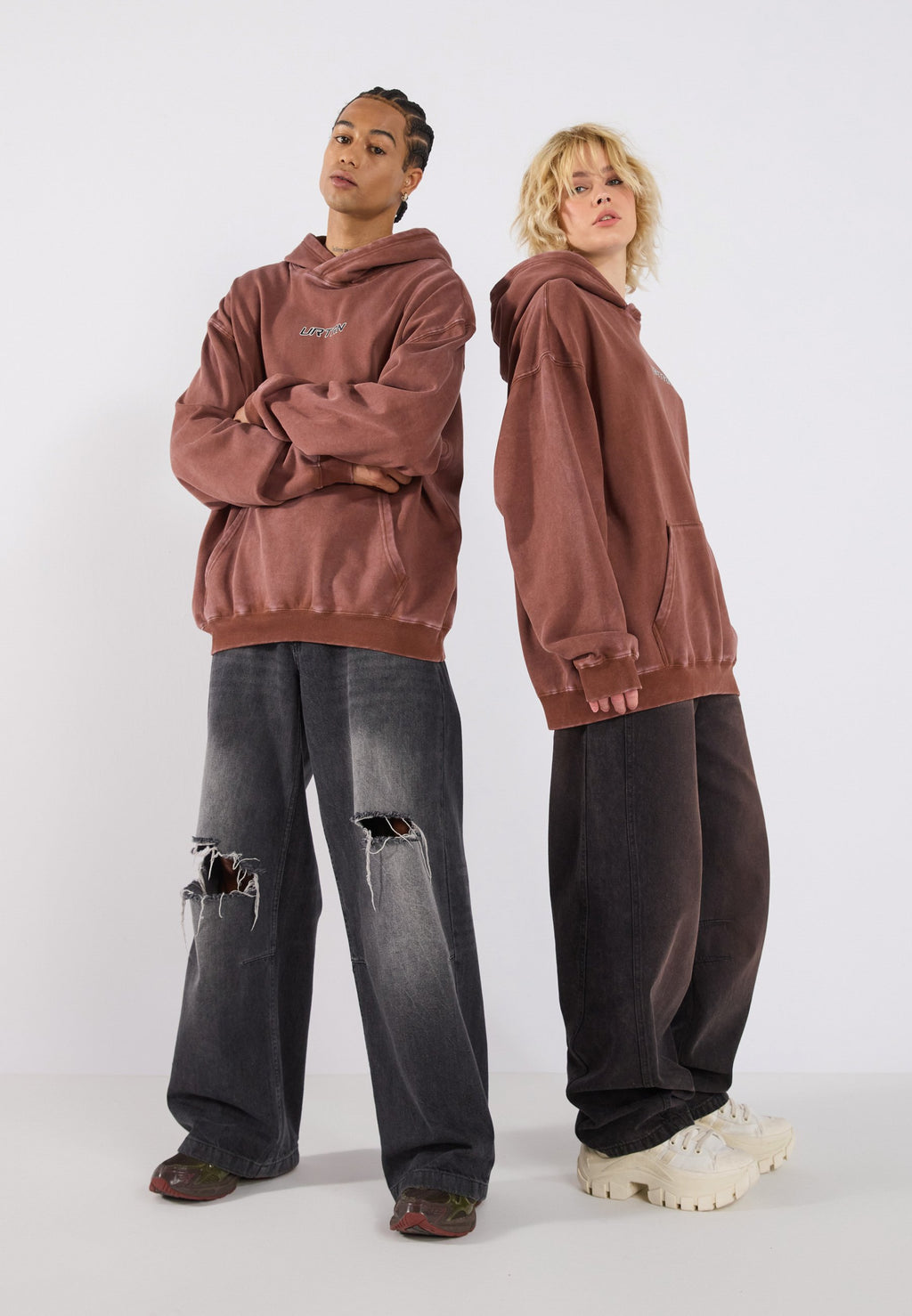 YOURTURN UNISEX RELAXED FIT WASHED HOODIE