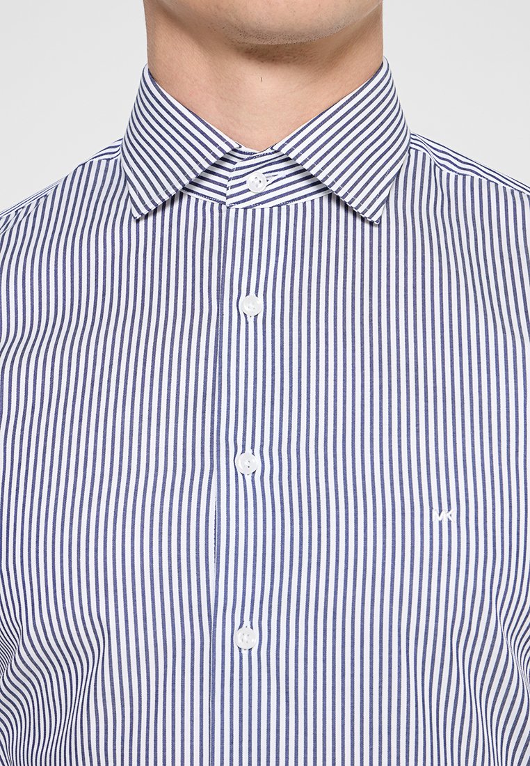 Michael Kors SLIM FIT