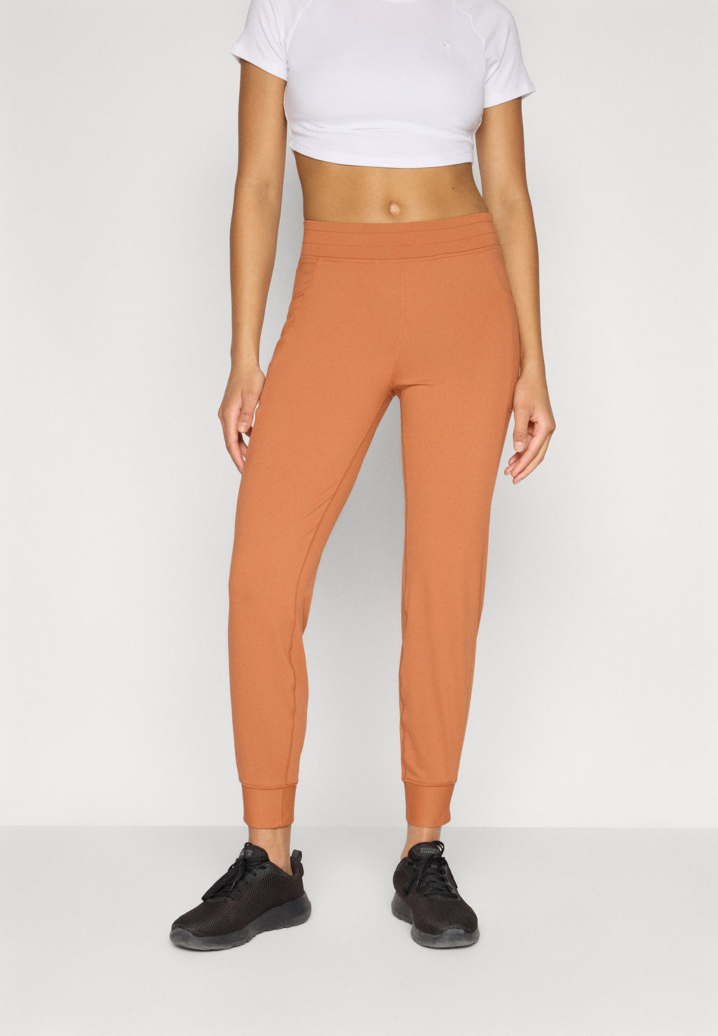 Fabletics ON THE GO