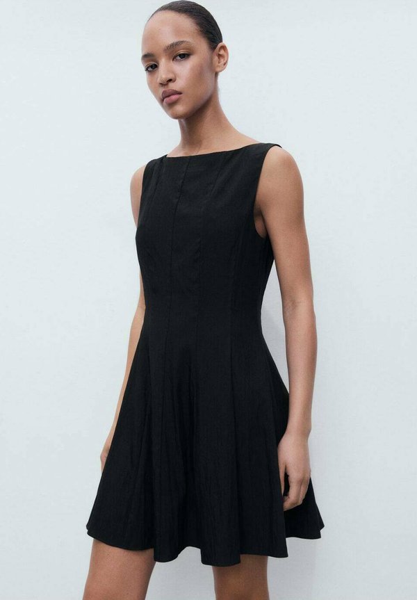 Mango PLEATED SHORT