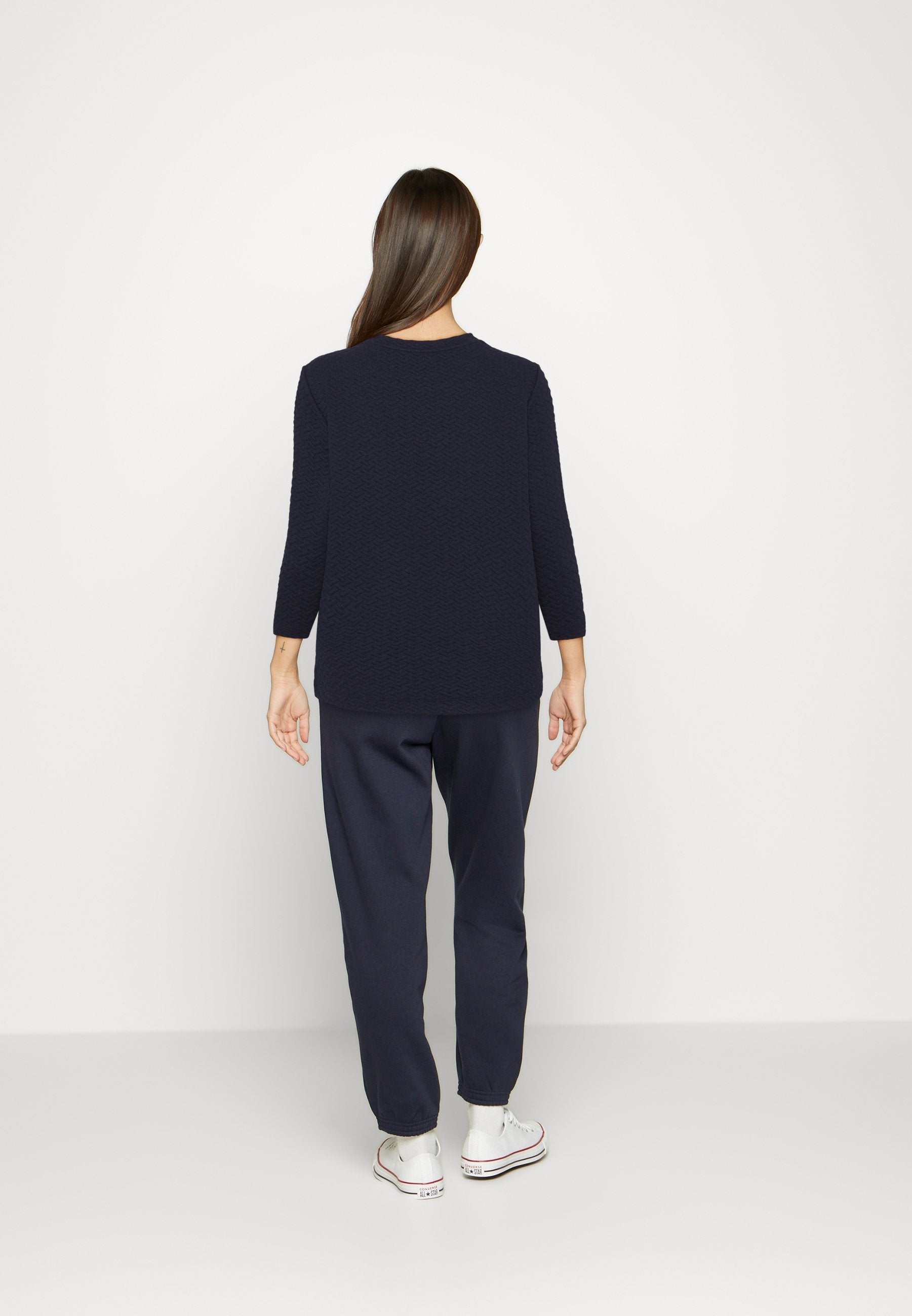 s.Oliver Sweatshirt Media 4