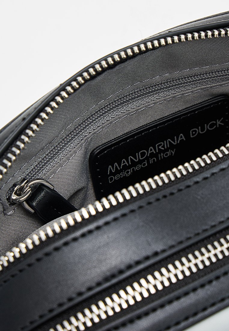 Mandarina Duck HUNTER