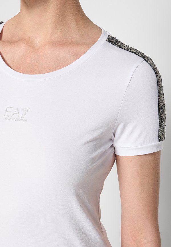 EA7 Emporio Armani