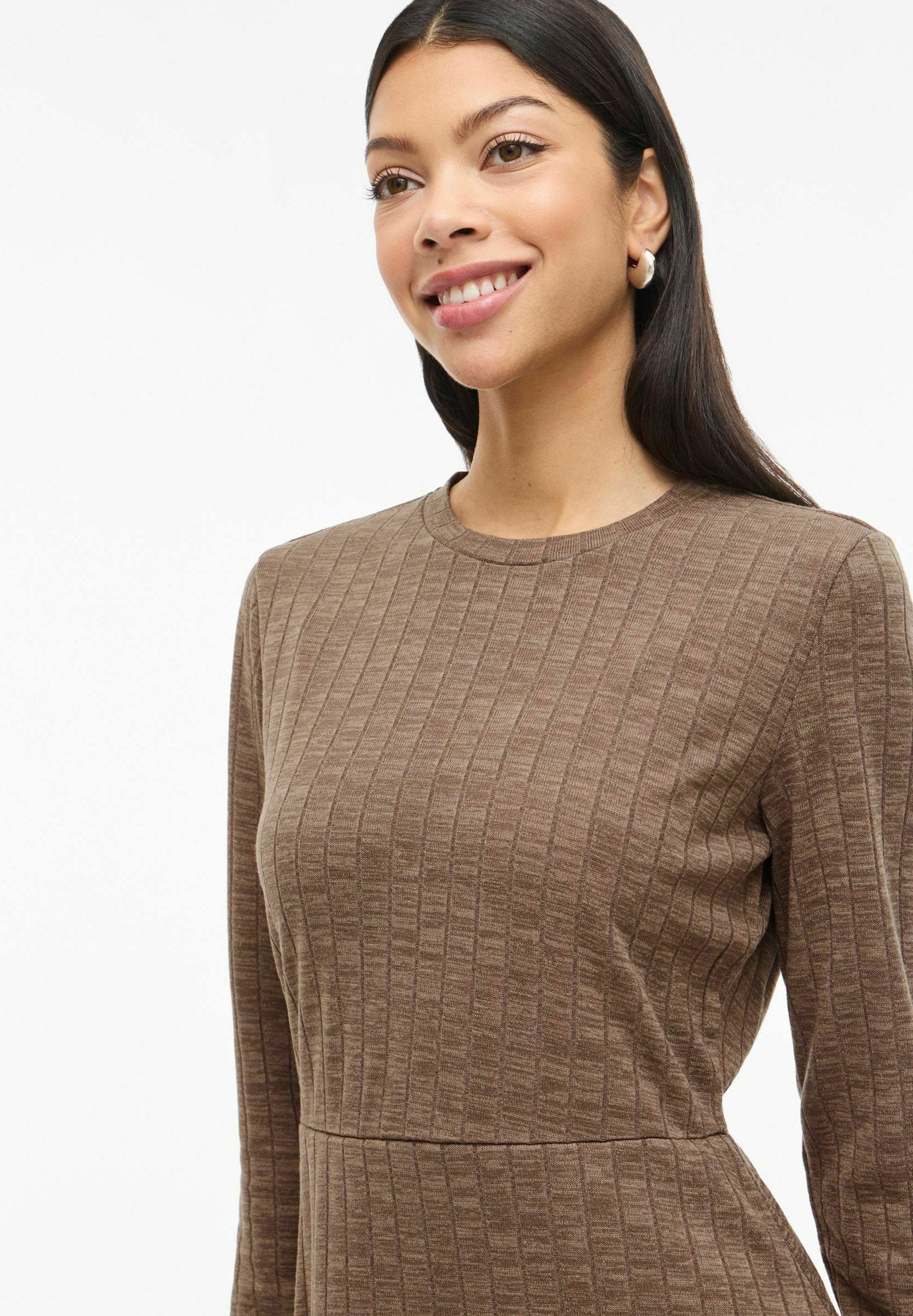 VILA Short VISEWI Long sleeved