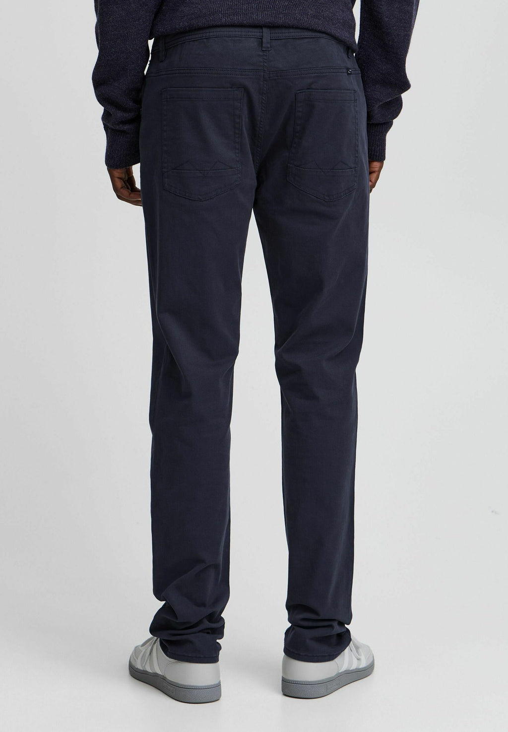 BHRODNEY PANTS SLIM/ REGULAR FIT NARROW LEG Media 4