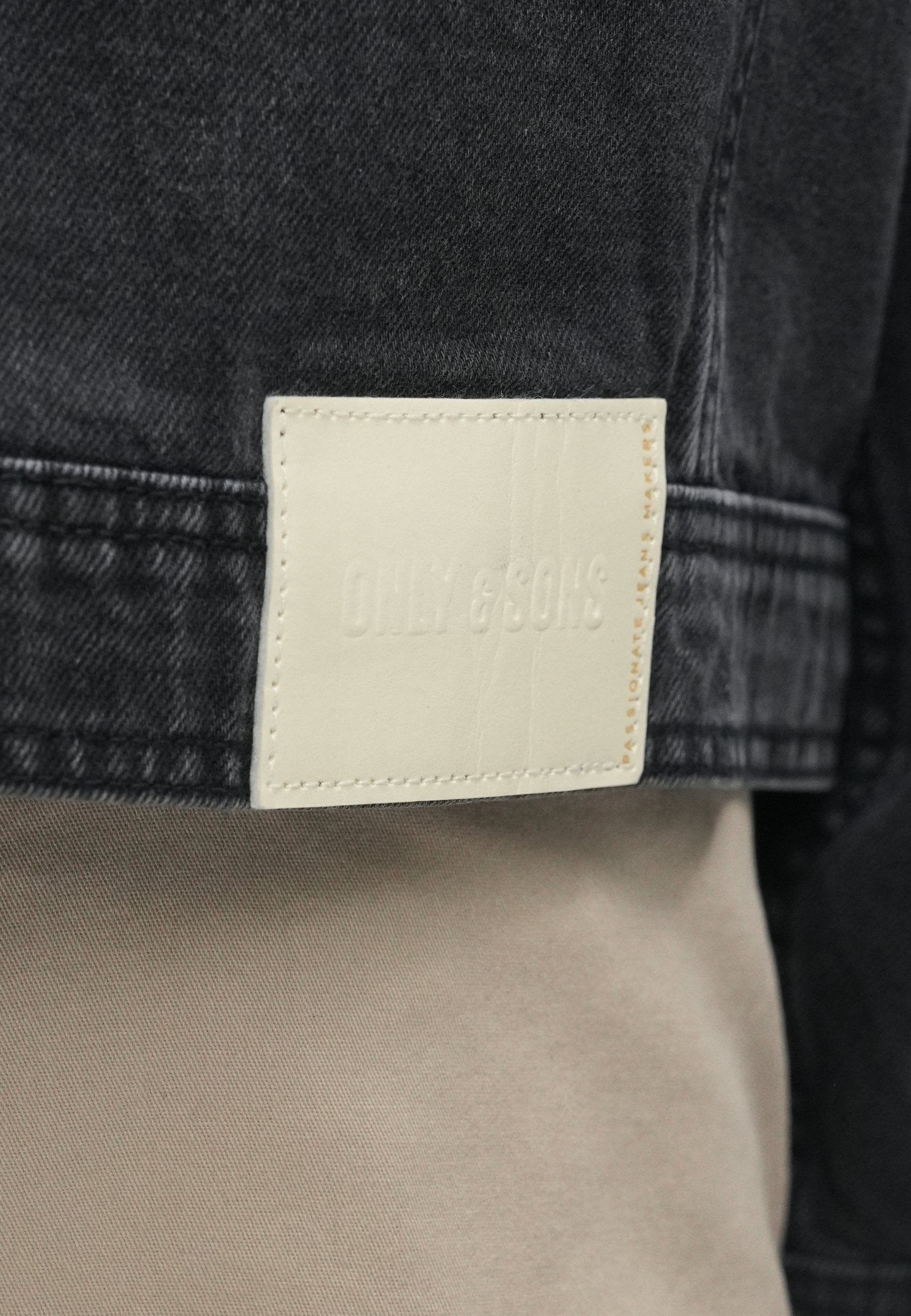 ONSSTUDIO JACKET Media 6