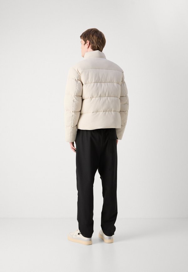 Calvin Klein TEXTURE QUILT PUFFER