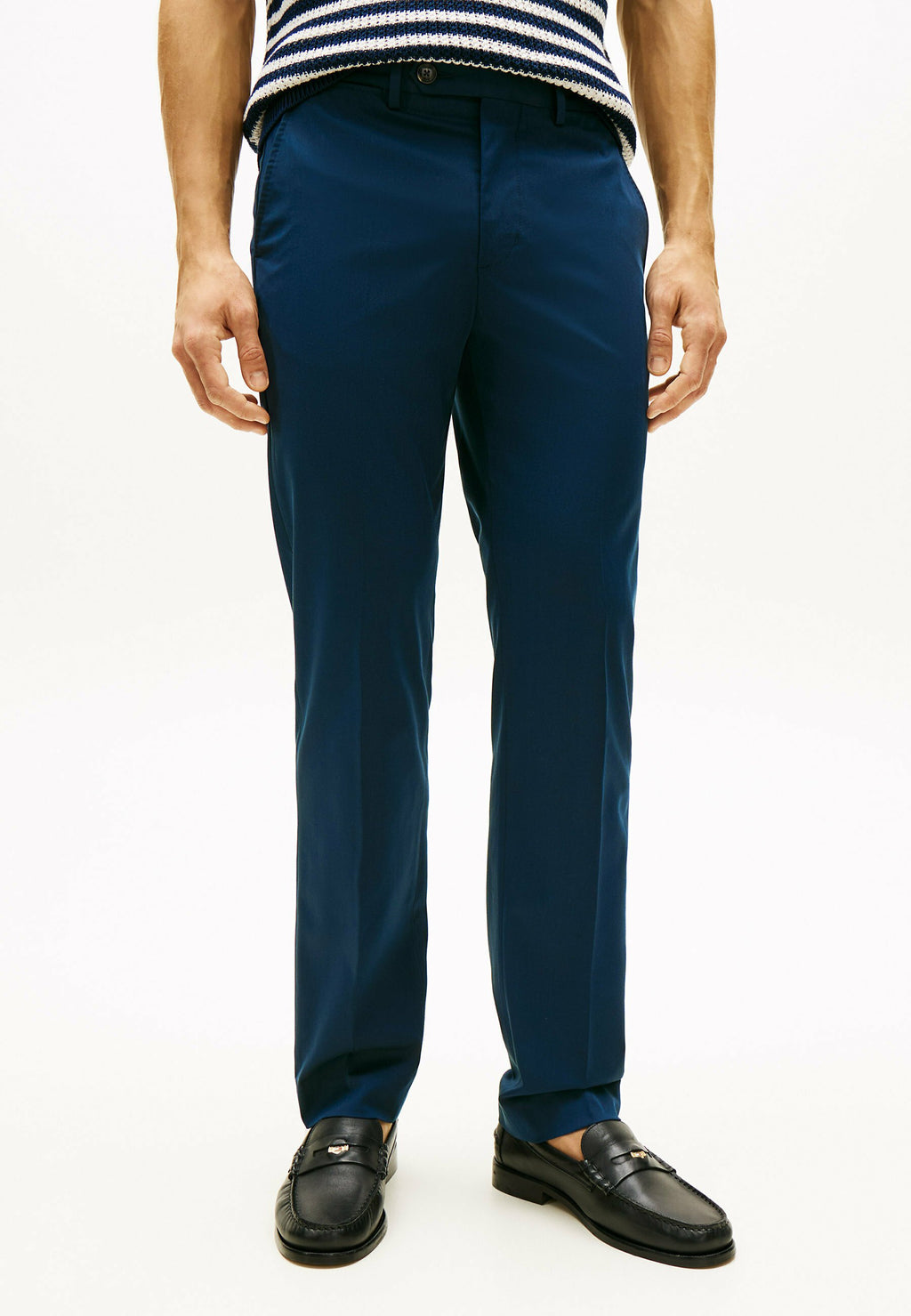SMART CASUAL DENTON STRAIGHT Media 3