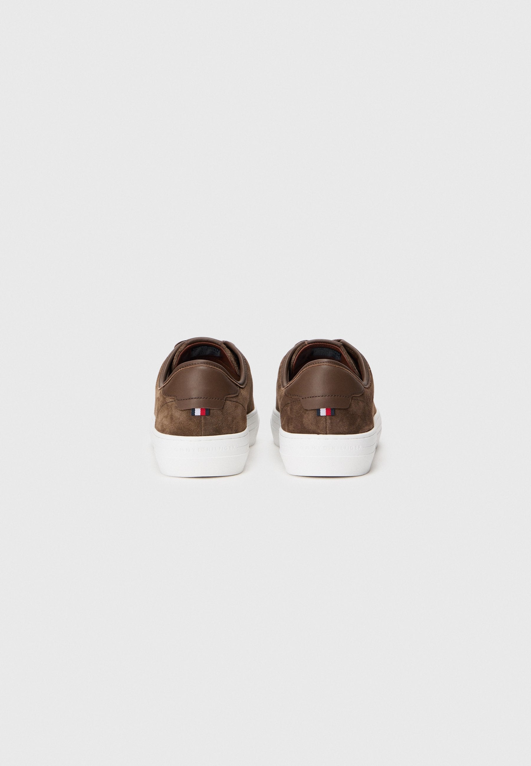 LEATHER MIXED TEXTURE COURT TRAINERS Media 3