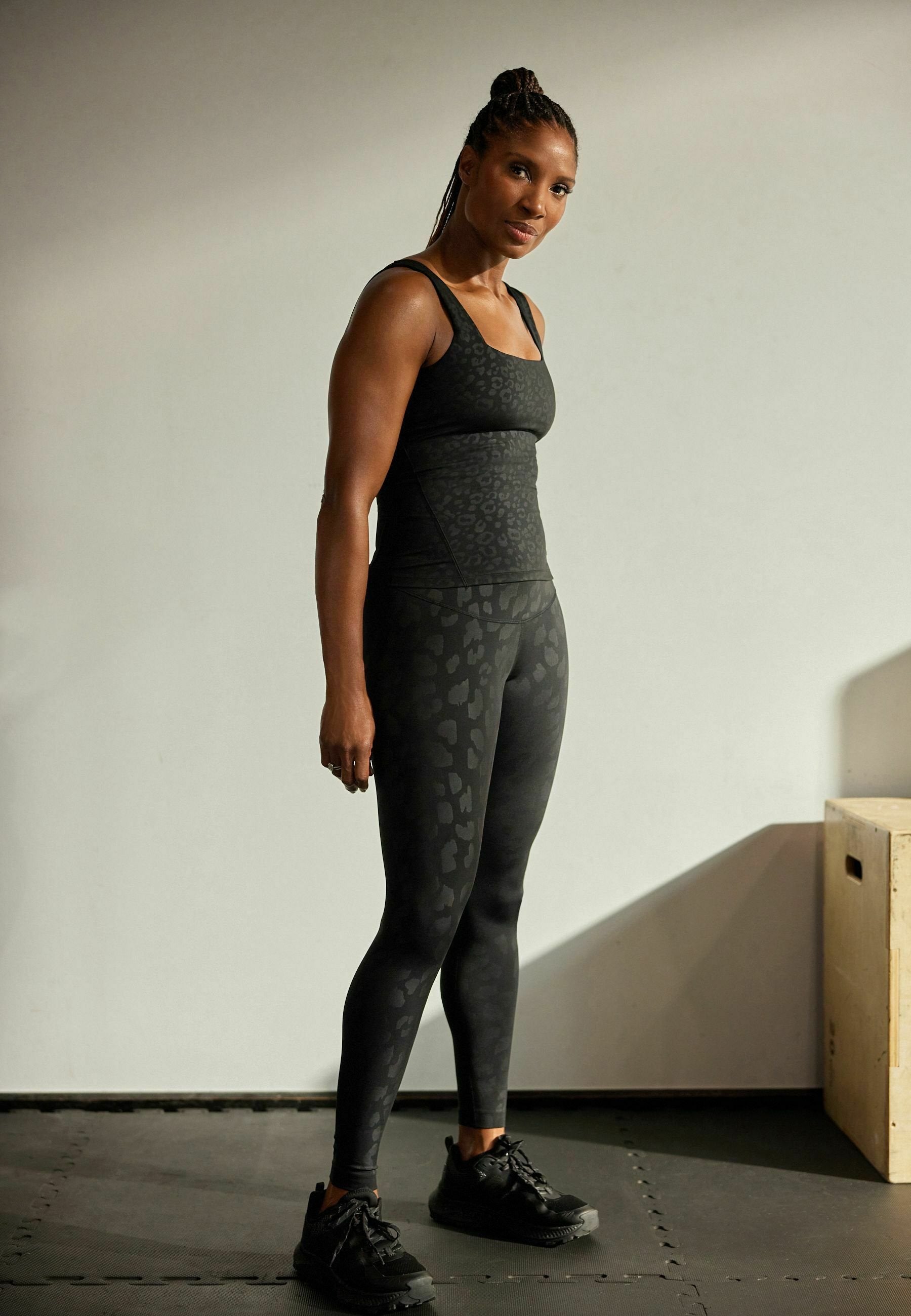 Next NEXT ACTIVE LONGLINE SPORTS VEST