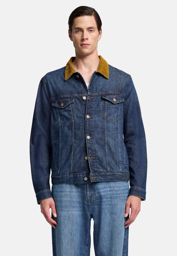 7 for all mankind