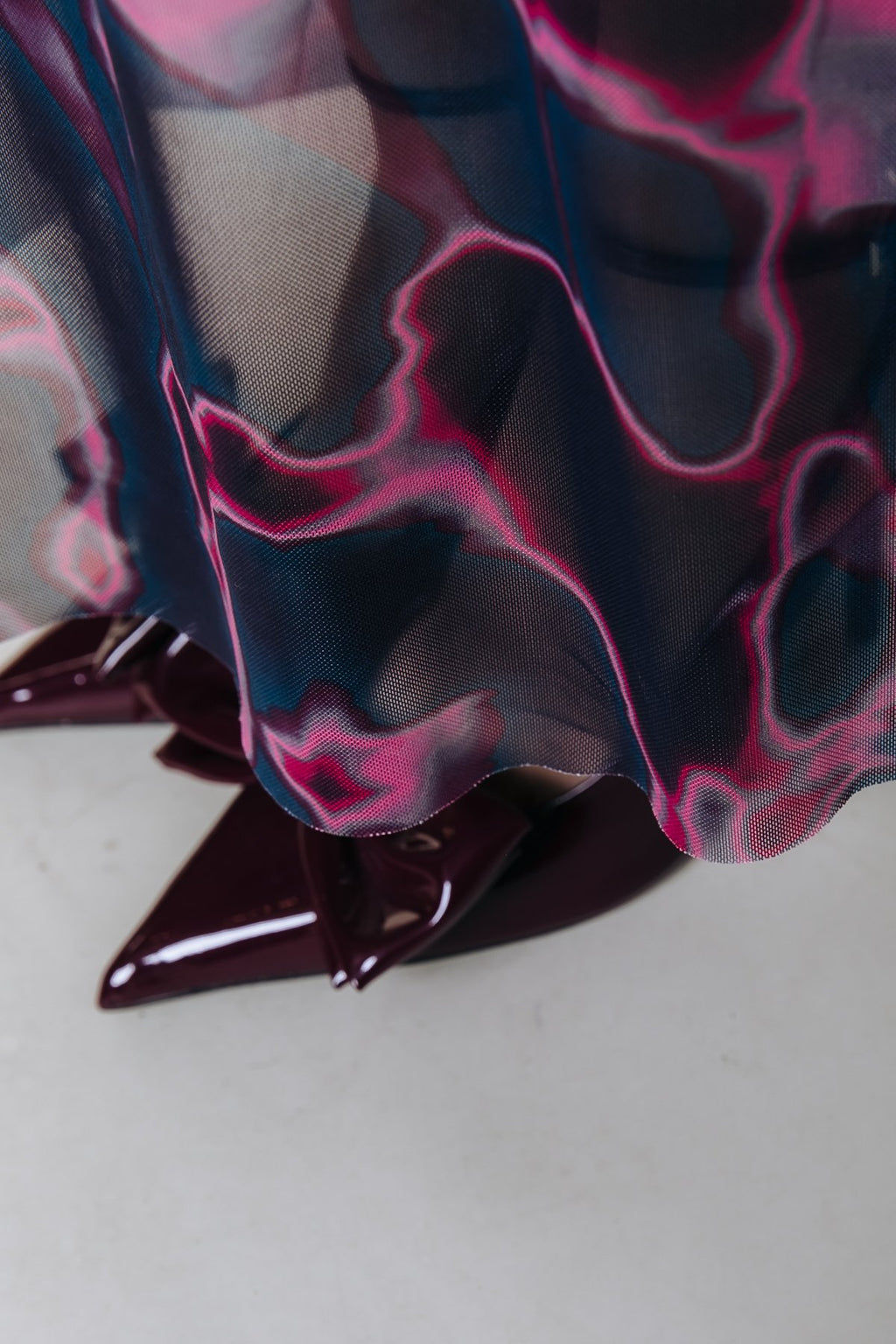 Colourful Rebel MAUDE LIQUID SWIRL LONGSLEEVE MAXI DRESS