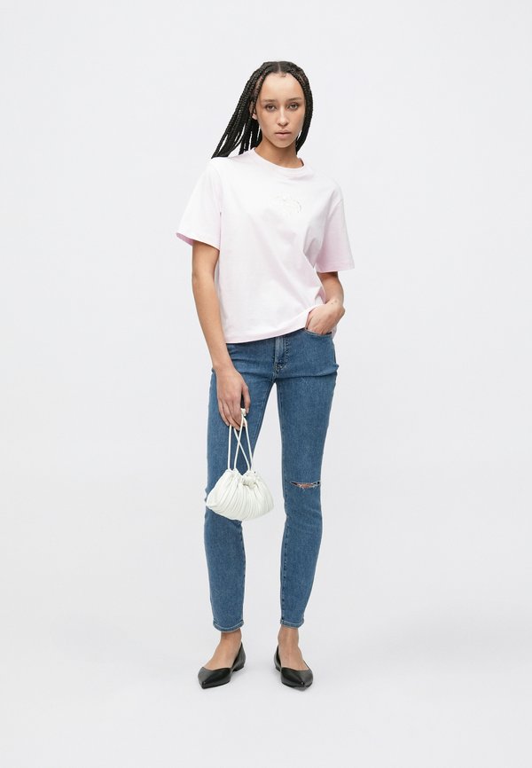 Calvin Klein Jeans MID RISE