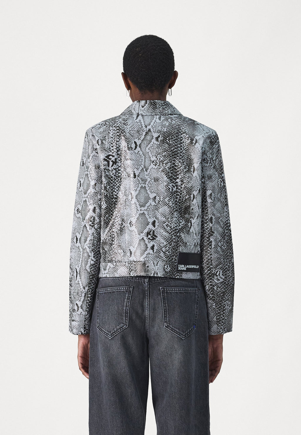 FAUX JACKET Media 4