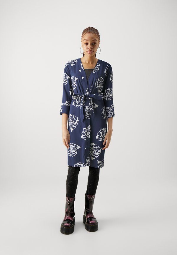 Vero Moda VMEASY BELOW KNEE KIMONO