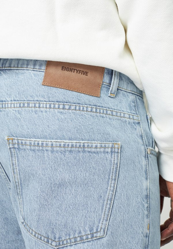 EIGHTYFIVE DISTRESSED