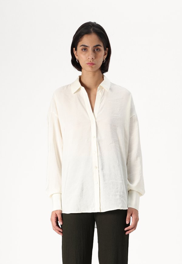 Vero Moda Tall VMQUEENY
