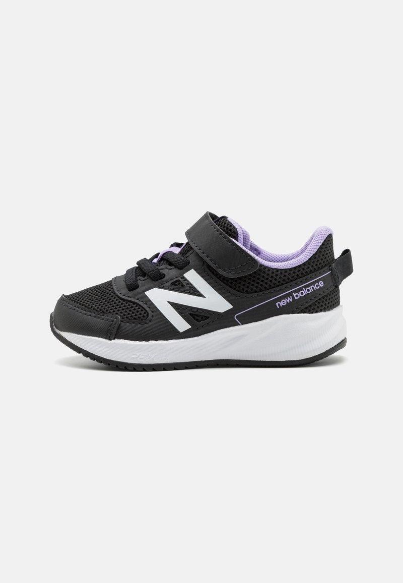 570V3 UNISEX Media 1