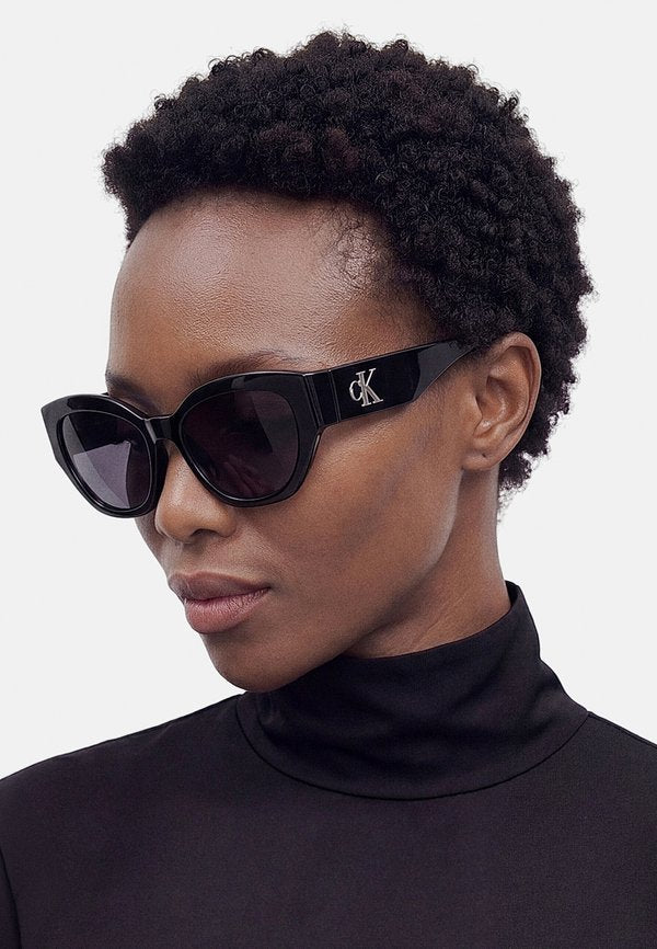 Calvin Klein Jeans Sunglasses - black