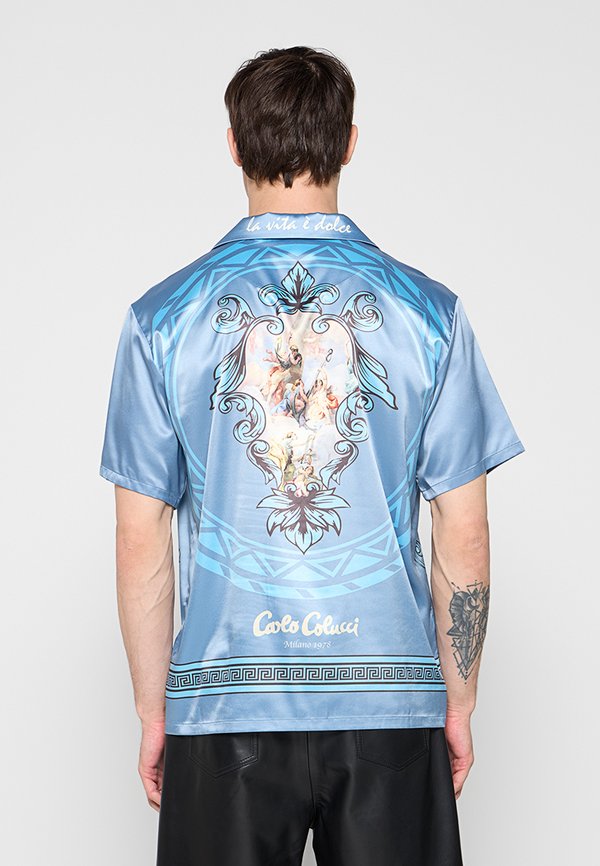 Carlo Colucci OVERSIZED