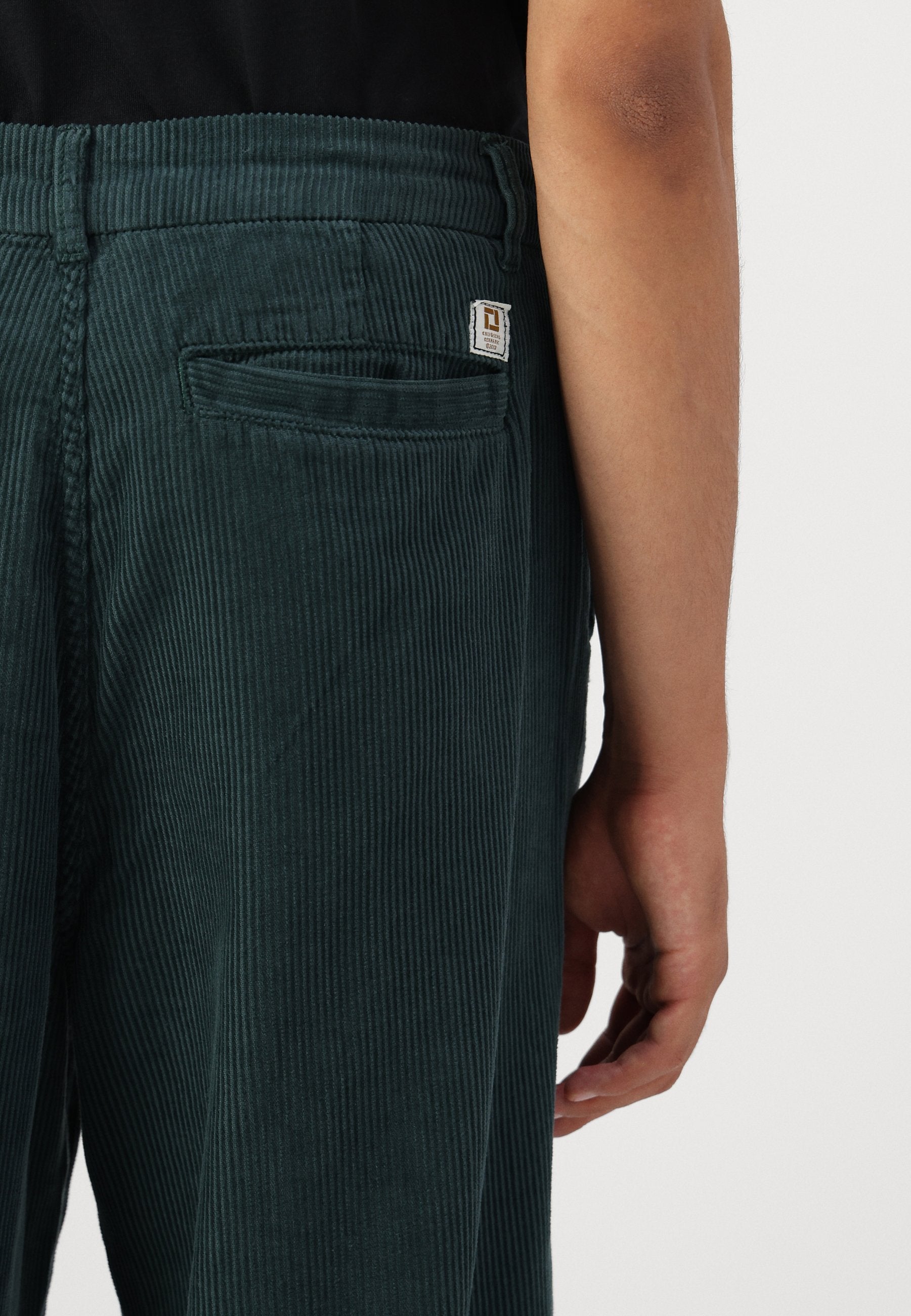  ONSPOWER LOOSE CORD PANT Media 6