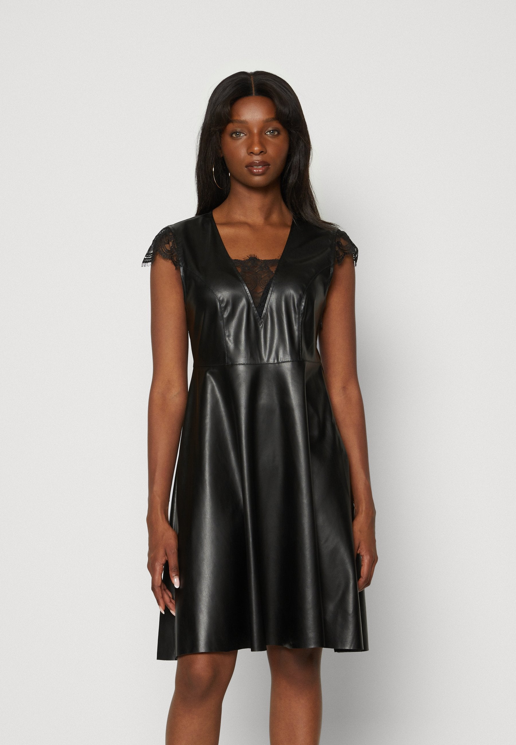 ONLMINJA DRESS Media 3