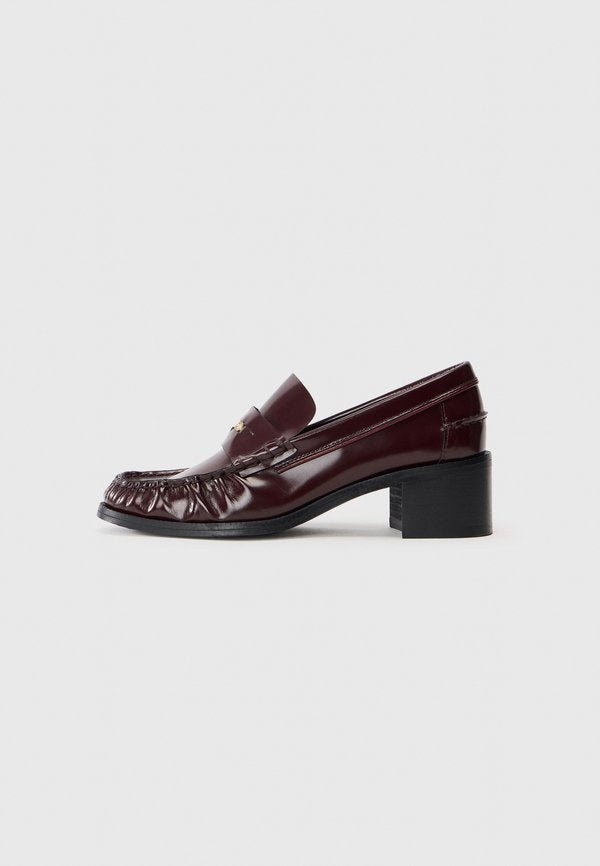 Tommy Hilfiger PATENT LEATHER BLOCK HEEL LOAFERS - Slip-ons - marzemino