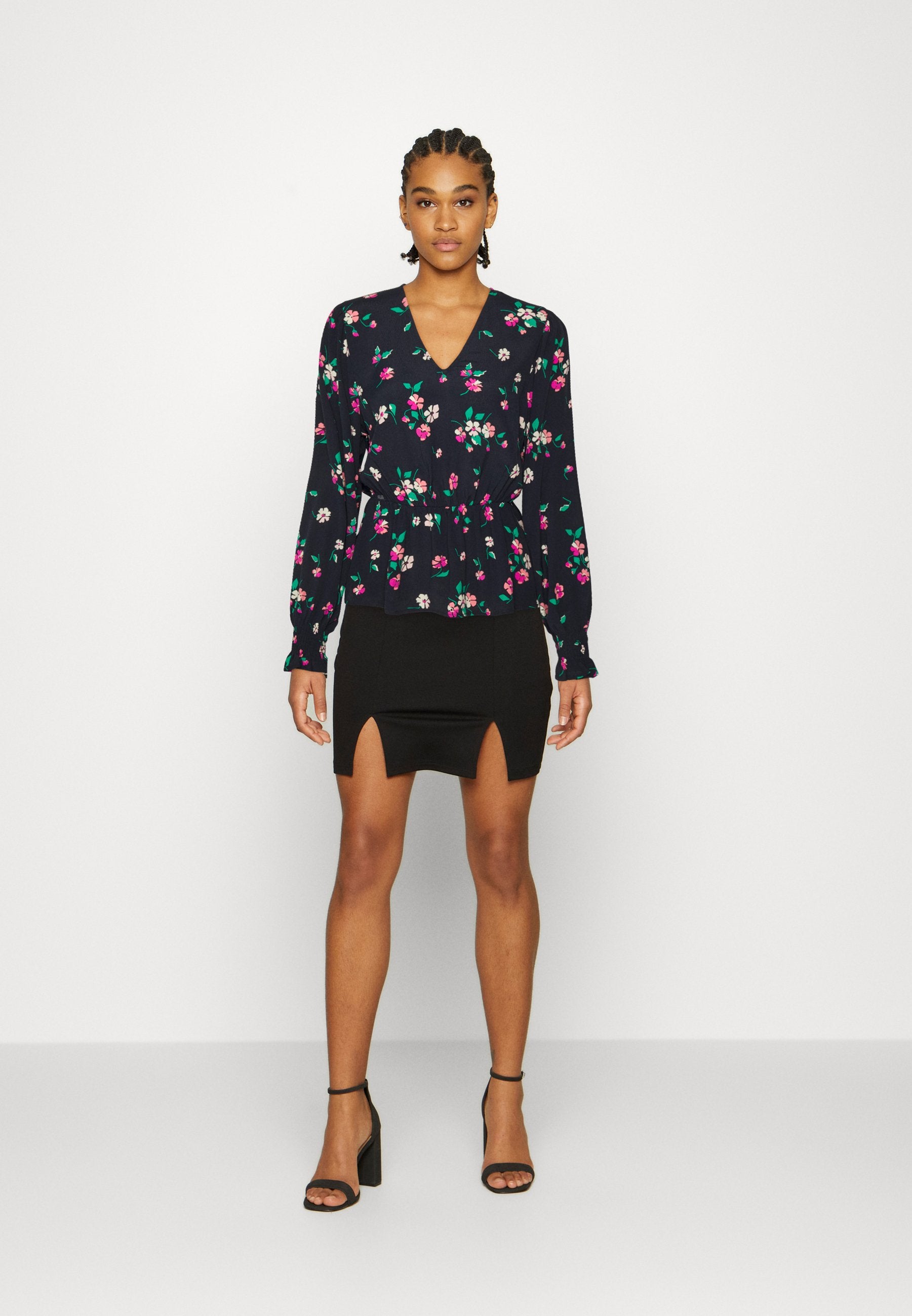 Pieces PCNIKITA V-NECK