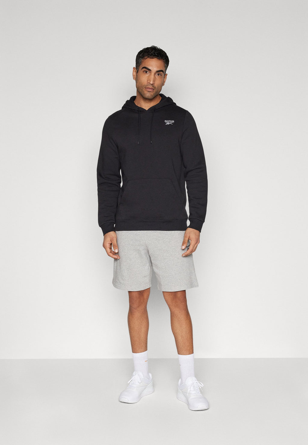 Reebok IDENTITY SMALL LOGO HOODIE