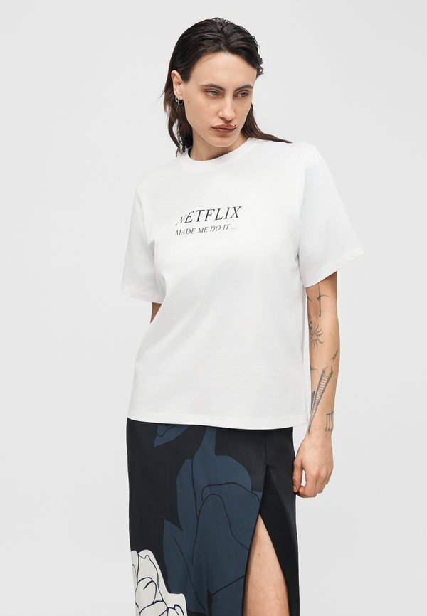 Victoria Beckham CLASSIC FIT SLOGAN TEE