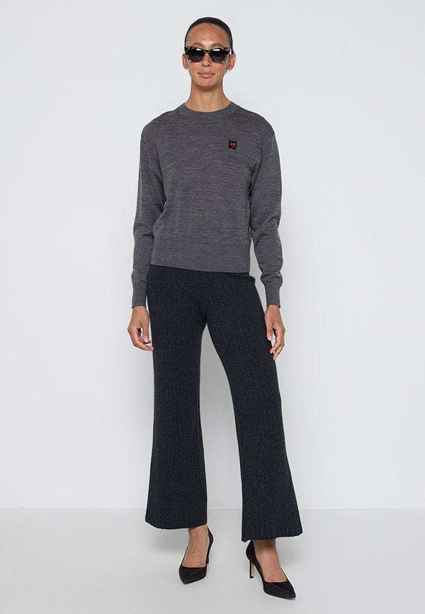 DKNY