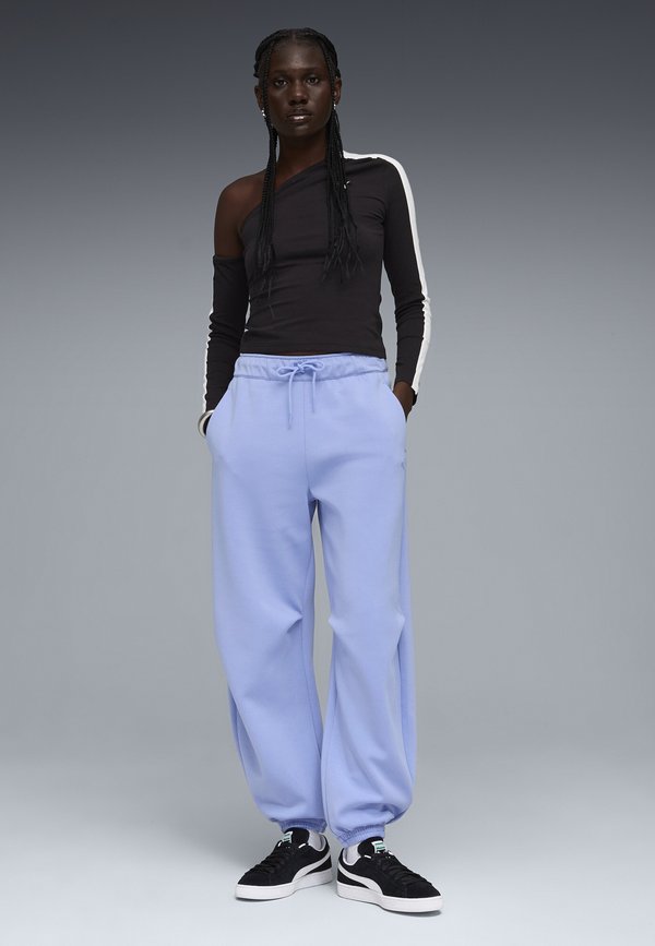 Puma TECH SENSE DRYCELL  - Tracksuit bottoms - intense lavender