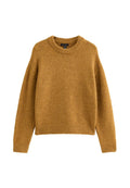 Senfgelber Strickpullover mit rundem Ausschnitt, gerippten Bündchen und Saum. Die weiche Textur und die lockere Passform sorgen für Komfort.