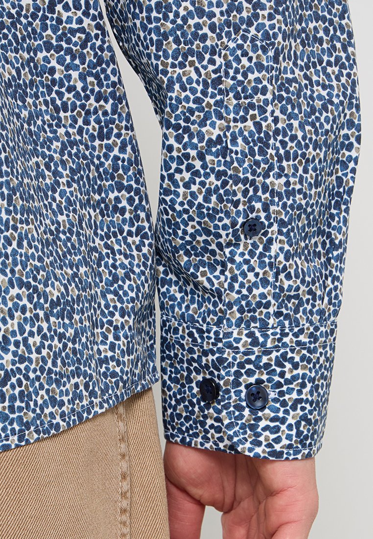 RELAXED FIT Media 4