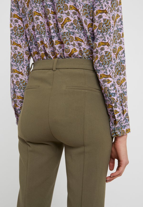 J.CREW CAMERON