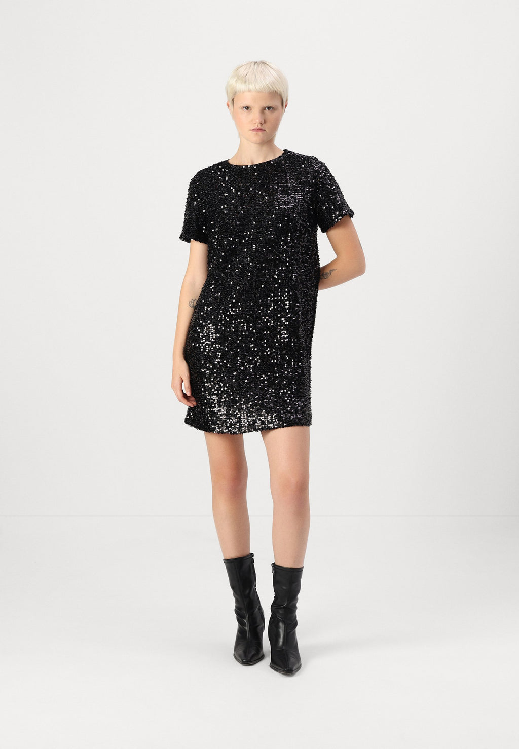Pieces PCSERENA O-NECK DRESS