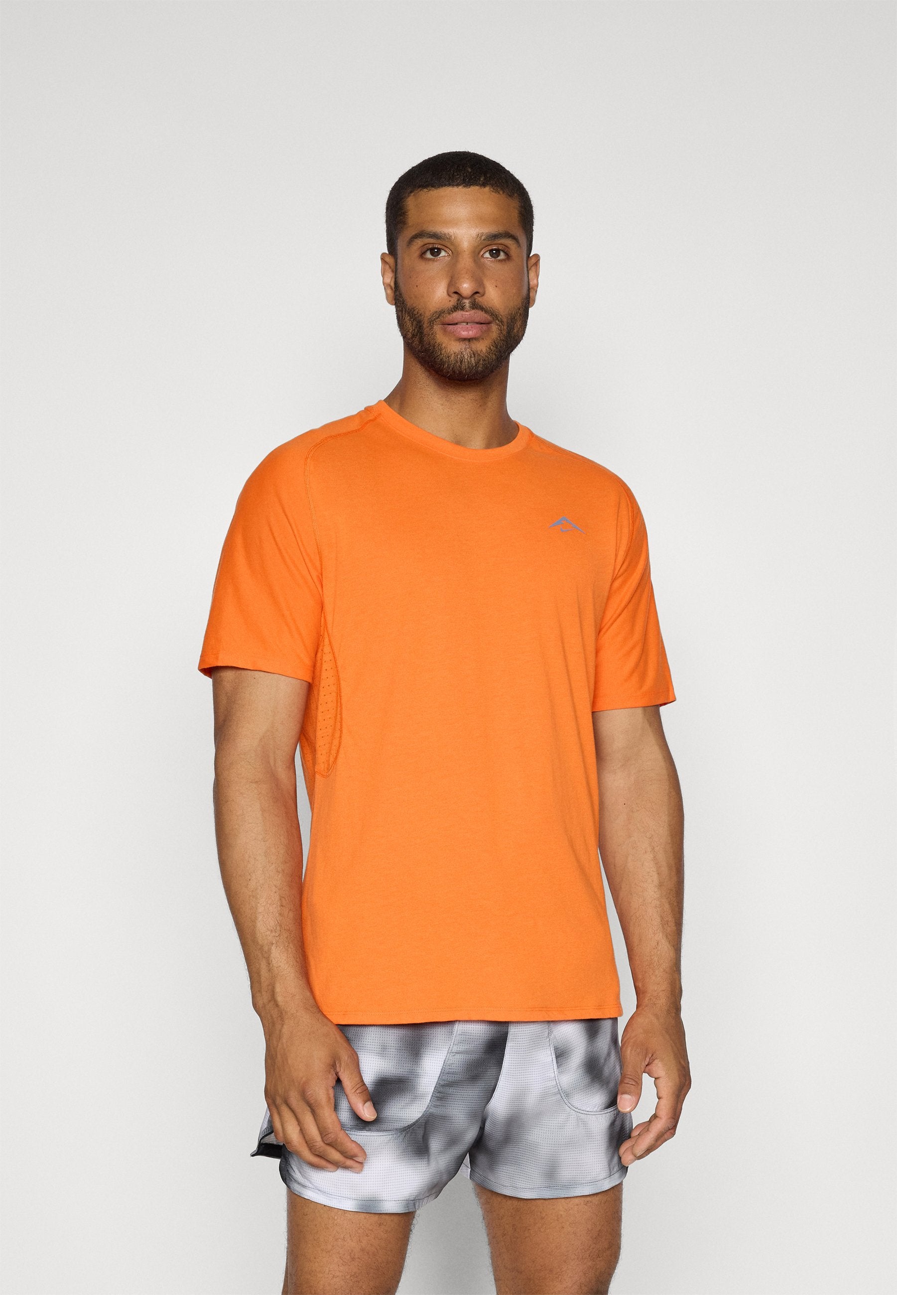 Nike Performance SOLAR CHASE
