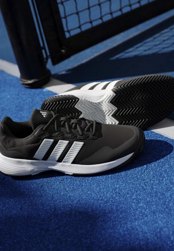 adidas Performance GAMECOURT 2