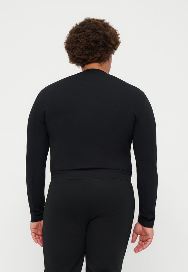 EA7 Emporio Armani