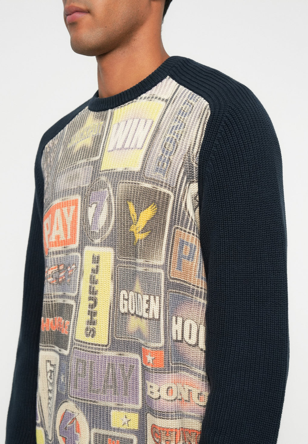 Lyle & Scott FRUIT MACHINE GRAPHIC CREW NECK