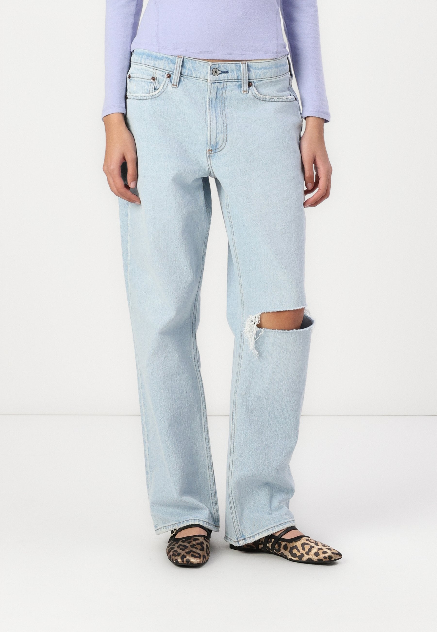 Abercrombie & Fitch Low rise baggy jeans