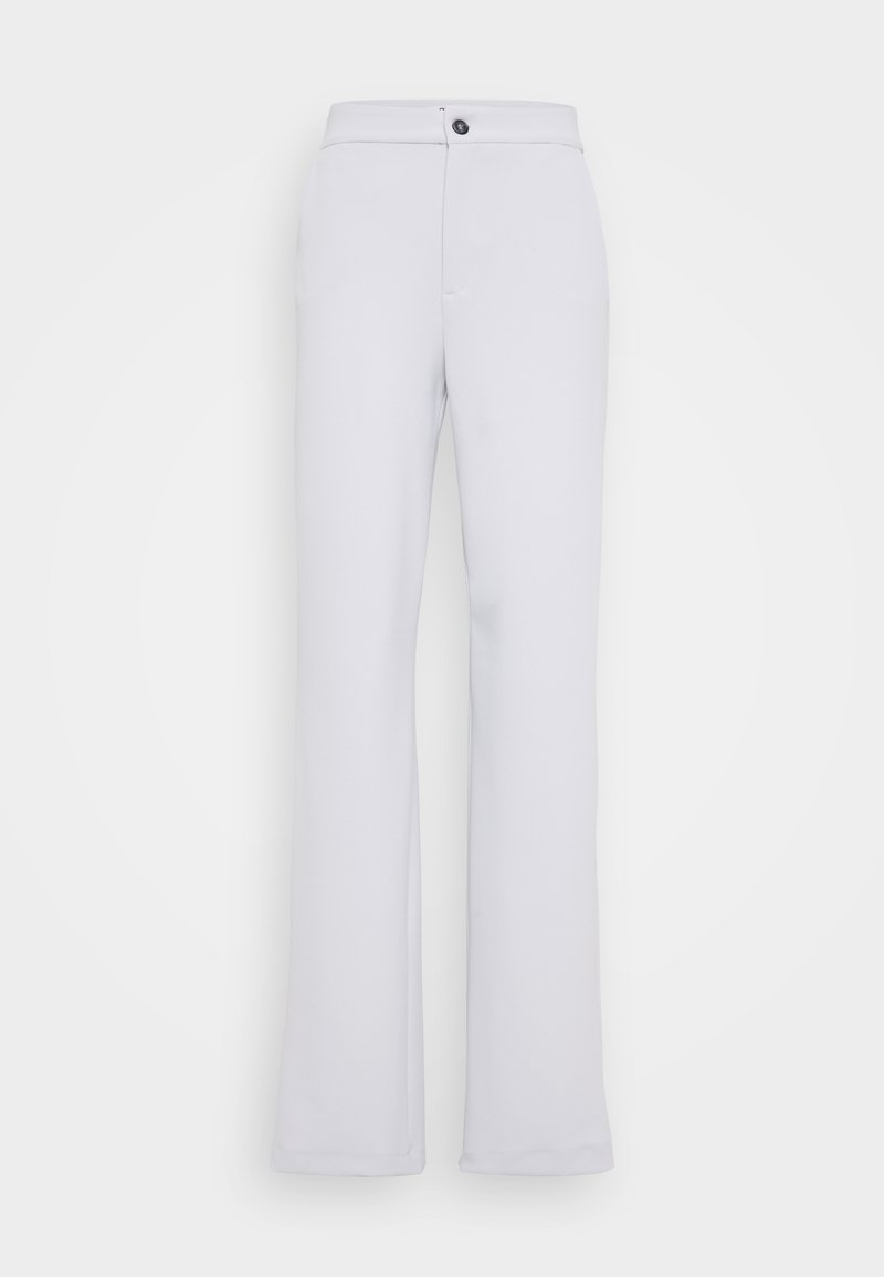 Hellgraue Hose aus glattem Stoff, mit gerader Beinform, vorderem Knopfverschluss und Gürtelschlaufen. Minimalistischer Stil ohne Muster.