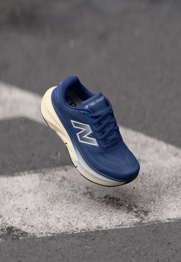 New Balance FRESH FOAM X MORE V6 - Road running shoes - dream state
