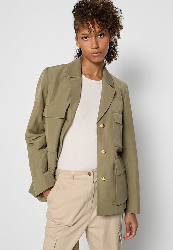 Barbour