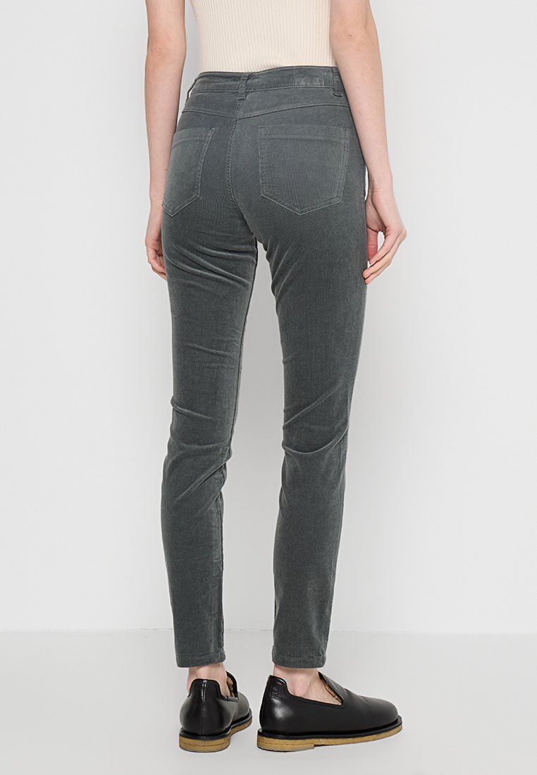 s.Oliver Jeans Slim Fit Media 3