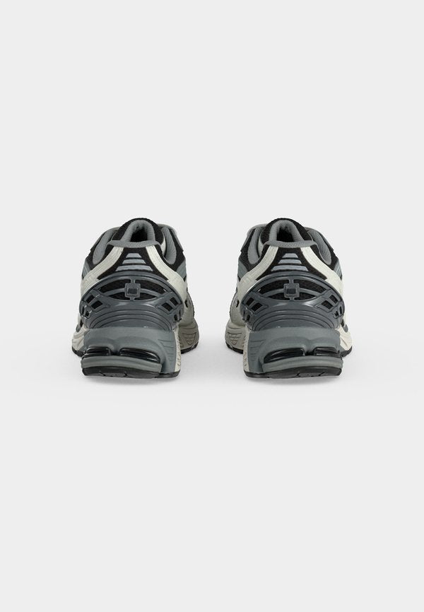 New Balance U1906 UNISEX